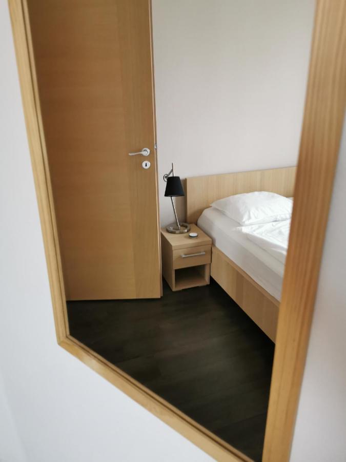Falcon Apartment Trnava Ngoại thất bức ảnh